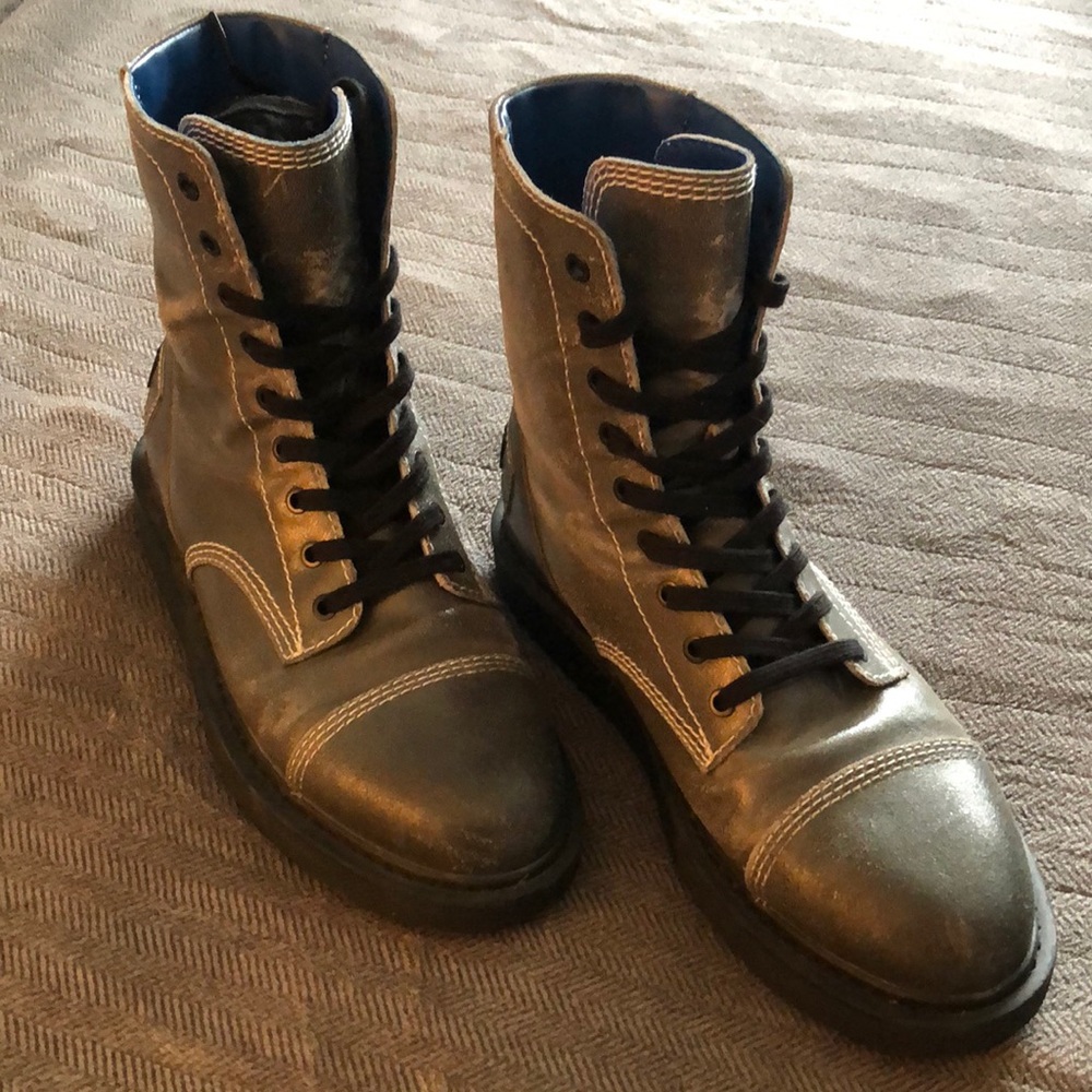 Diesel h-cage boots size 12